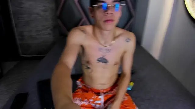Bennet-Grayy webcam