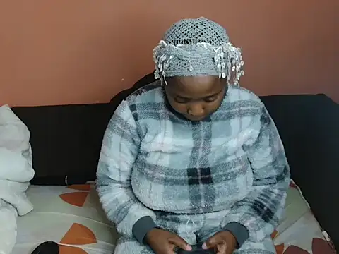 African_Busty webcam