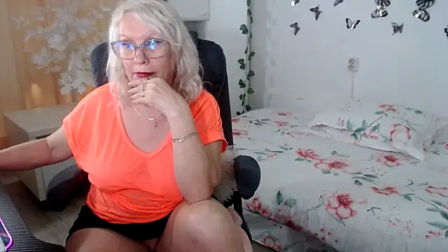 Ghertrude52 webcam