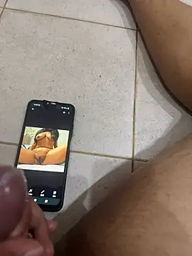 Creepyradish webcam