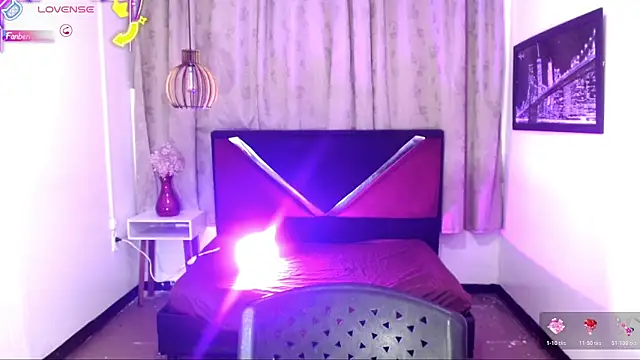 luisa__torres webcam