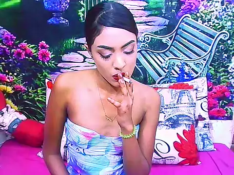 IndianPretty14u2Luv webcam