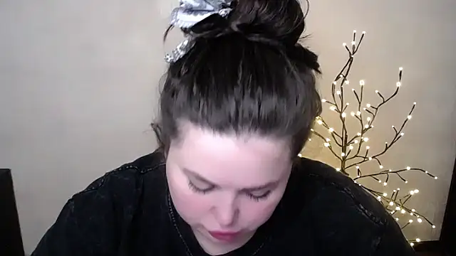 Emily_Mo webcam