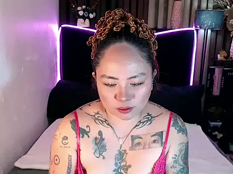 EstellaStarXxx webcam