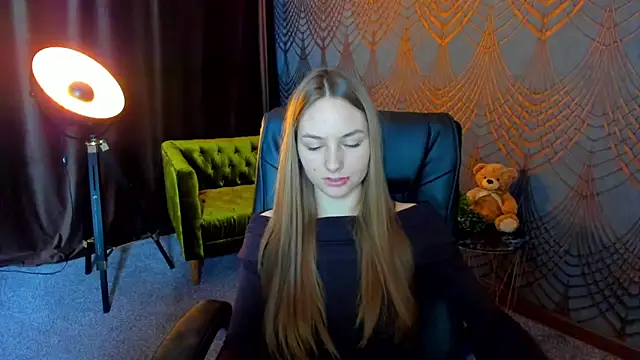 MilaAddams webcam