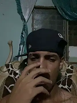 Aleexxx_2005 webcam