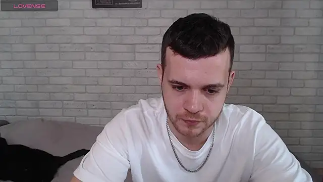 Alexxx_horny webcam