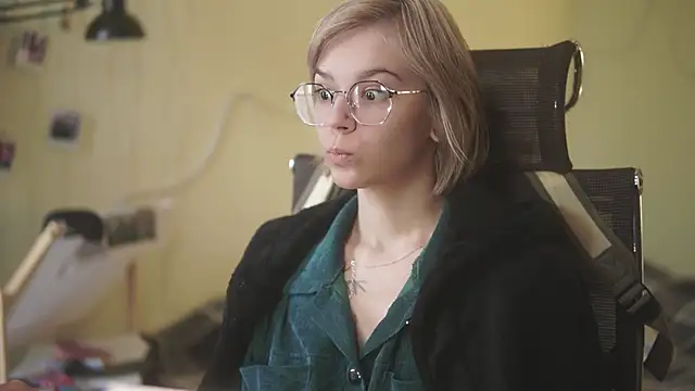 alyssa_sweet webcam