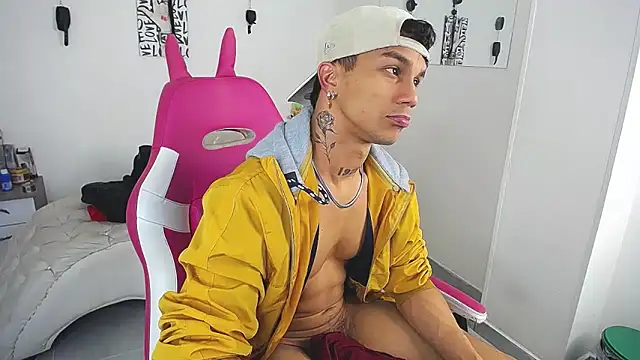 Leonard_Price webcam