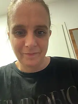 Chantalee webcam