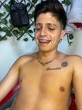 Themasterhades_777 webcam