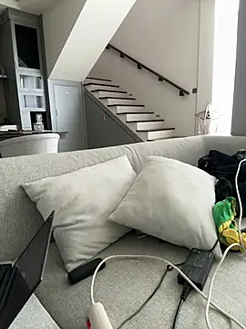 Sarahhh_xxx webcam