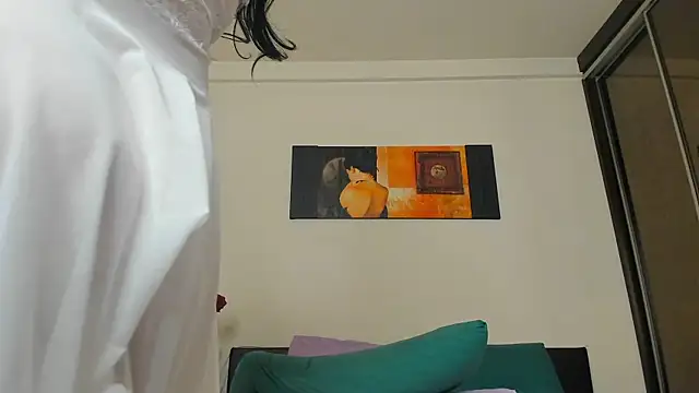 goldenlunaa - GoldenLunaa's free webcam - UK Sex Cams
