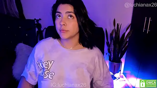lucy26_ webcam