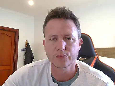 TroyDieselXXX webcam