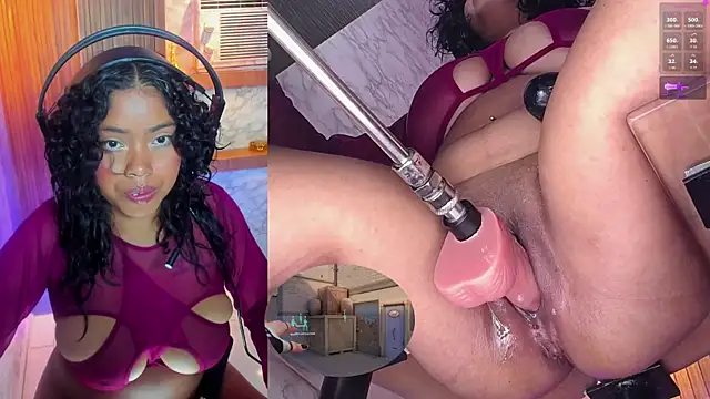 NinaCapelli webcam