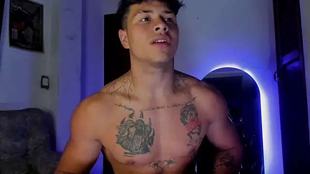 Dominic_Biker__ webcam