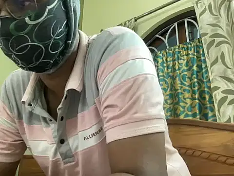 Slave_Aryan webcam