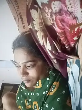 Trisha_71 webcam