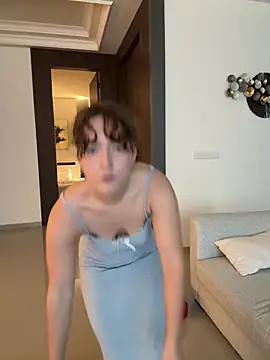 Sarahhh_xxx webcam