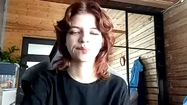 LowkeyIndigo webcam