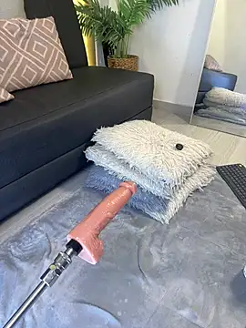 Isa__Blanc webcam