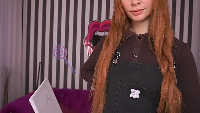 Nicol_Moonn webcam