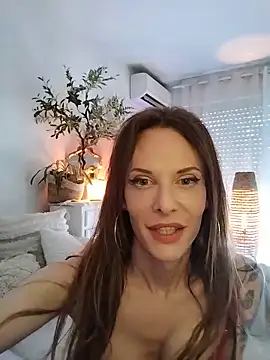 Luna_Kitanna webcam