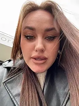 KiraSunshine webcam
