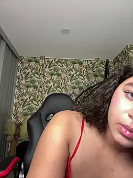 Abby_Zaf webcam