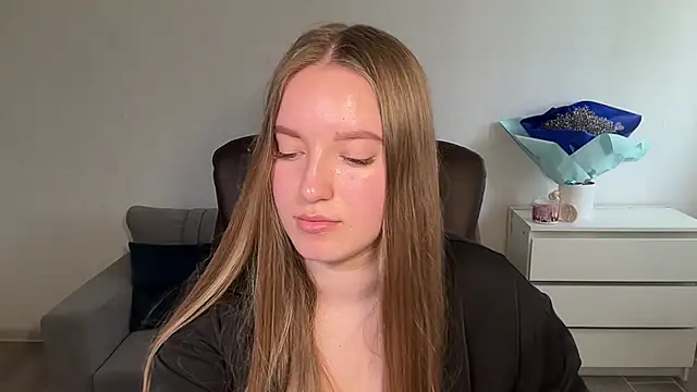 EvaMaddison webcam