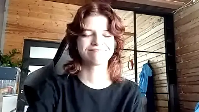 LowkeyIndigo webcam