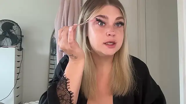 blairbella - Blairbella's free webcam