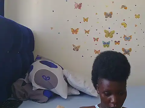 sweetcoochie222 - SweetCoochie222's free webcam