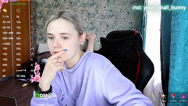 Your_small_bunny webcam
