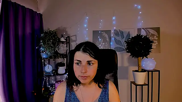MartaEdams webcam