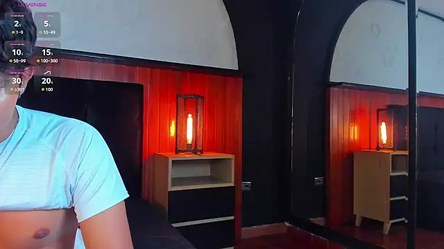Leo_Savage_ webcam
