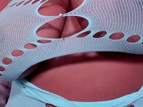 lia_mariana webcam