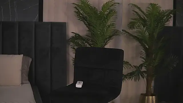 nikipearl - NikiPearl's free webcam - UK Sex Cams