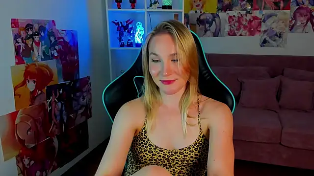 ElaraVoltage webcam