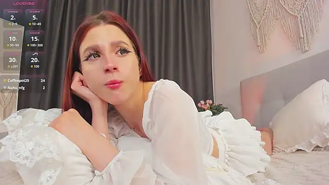 Sonya_Miler webcam