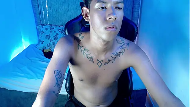 Taylerr_18 webcam