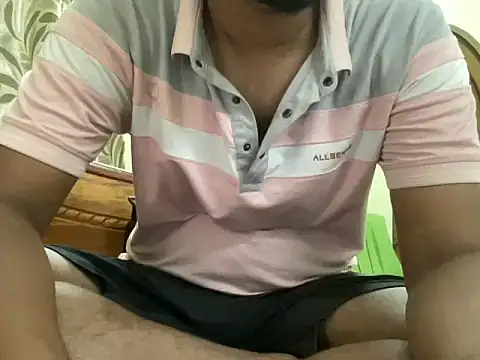 Slave_Aryan webcam