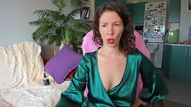 ChristinaGlory webcam