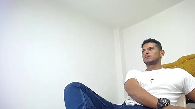 Chris_Dick23 webcam