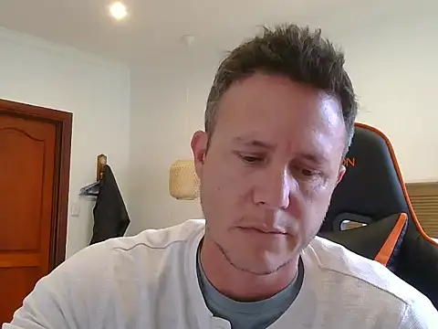 TroyDieselXXX webcam