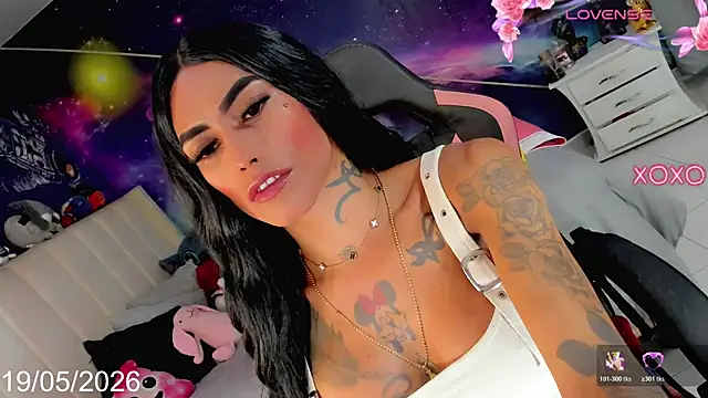 Nella_Dolls webcam