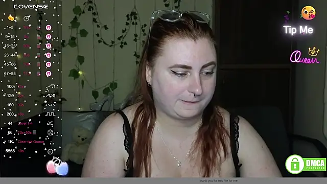 Alicia_love00 webcam