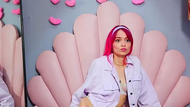luci_miller webcam