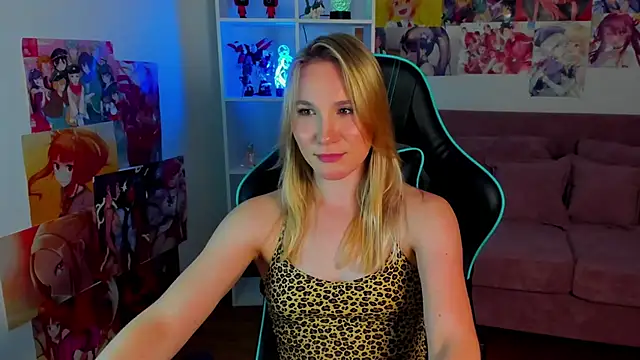 ElaraVoltage webcam